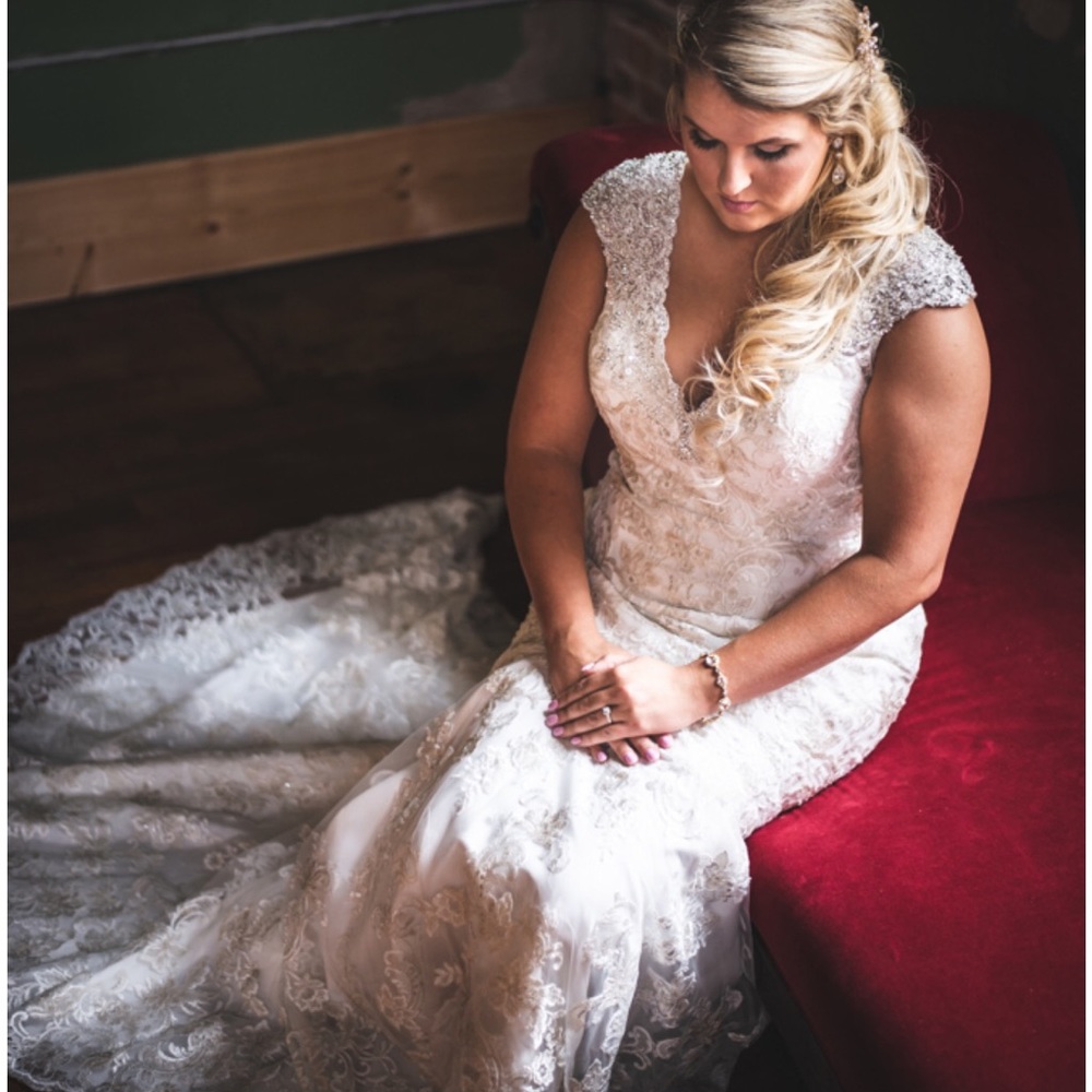 Wedding dress